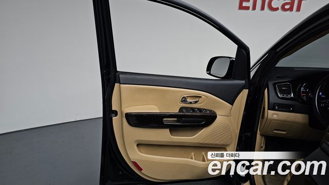 Kia Canival 2020 — photo 14