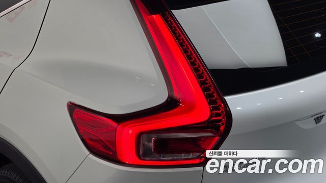 Volvo XC40 2019 — photo 9