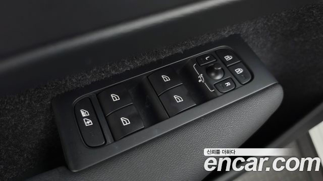 Volvo XC40 2019 — photo 35