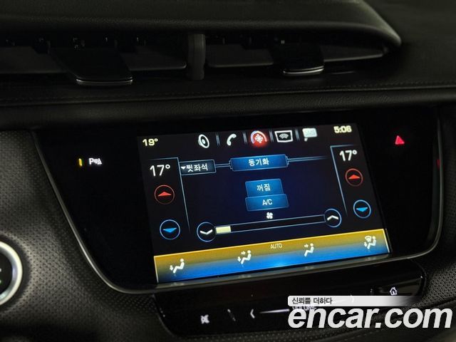 Cadillac XT5 2019 — photo 20