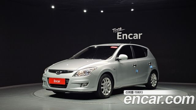 Hyundai i30 2008 — photo 32