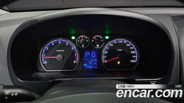 Hyundai i30 2008 — photo 11