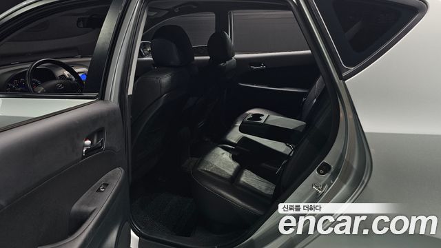 Hyundai i30 2008 — photo 18