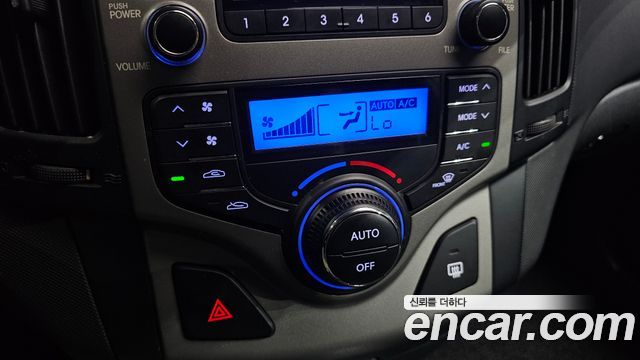 Hyundai i30 2008 — photo 23