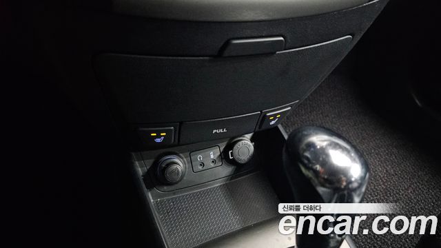 Hyundai i30 2008 — photo 24