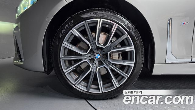 BMW 7-Series 2021 — photo 5