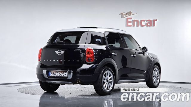 Mini Countryman 2016 — photo 2
