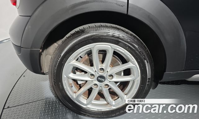 Mini Countryman 2016 — photo 5
