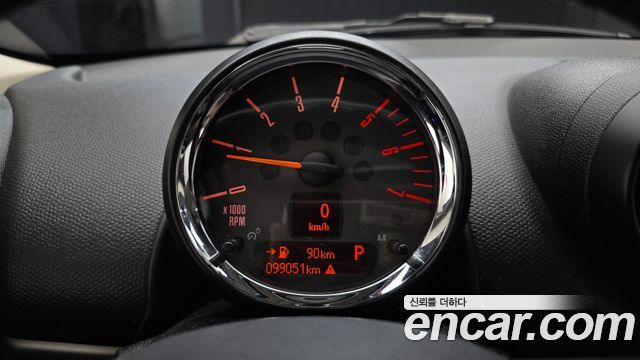 Mini Countryman 2016 — photo 11