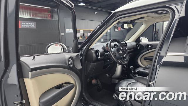 Mini Countryman 2016 — photo 13