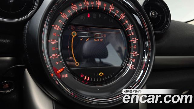Mini Countryman 2016 — photo 21