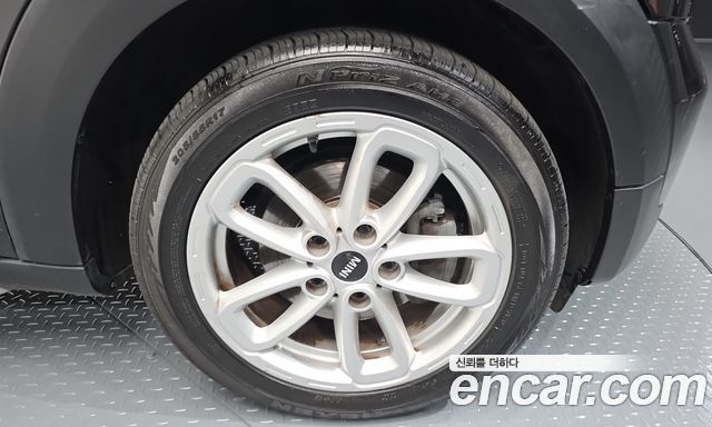 Mini Countryman 2016 — photo 7
