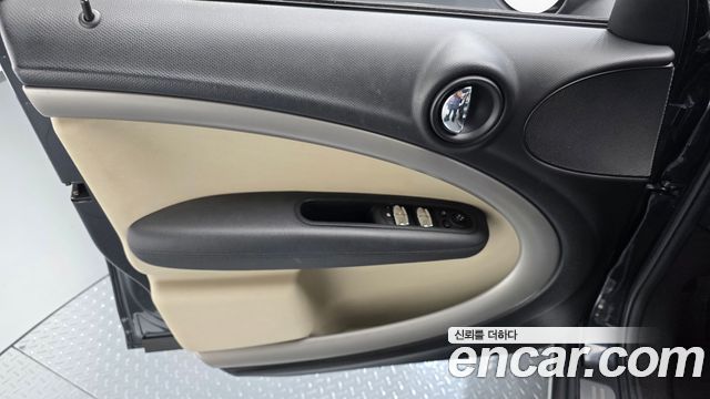 Mini Countryman 2016 — photo 14