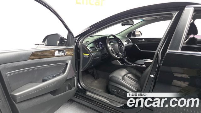 Hyundai Sonata 2017 — photo 13