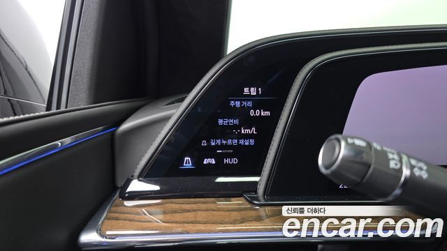 Cadillac Escalade 2024 — photo 24