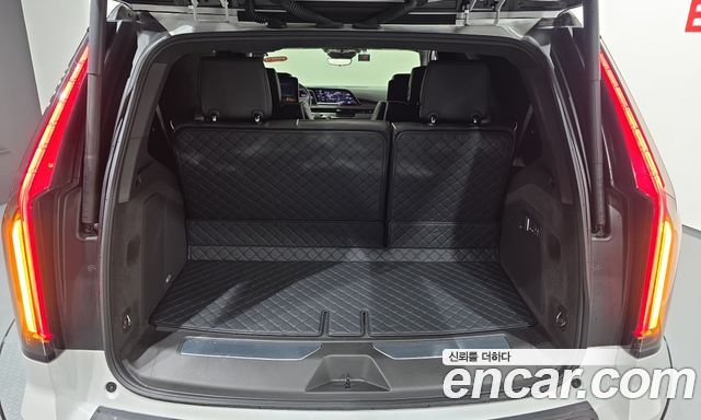 Cadillac Escalade 2024 — photo 26