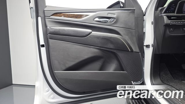 Cadillac Escalade 2024 — photo 14