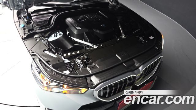 BMW 5-Series 2026 — photo 6