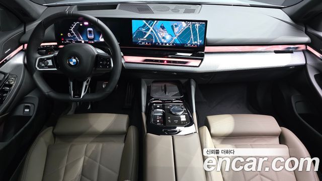 BMW 5-Series 2026 — photo 10