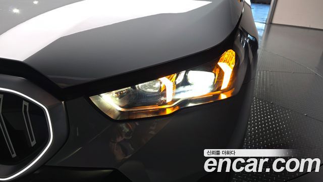 BMW 5-Series 2026 — photo 8