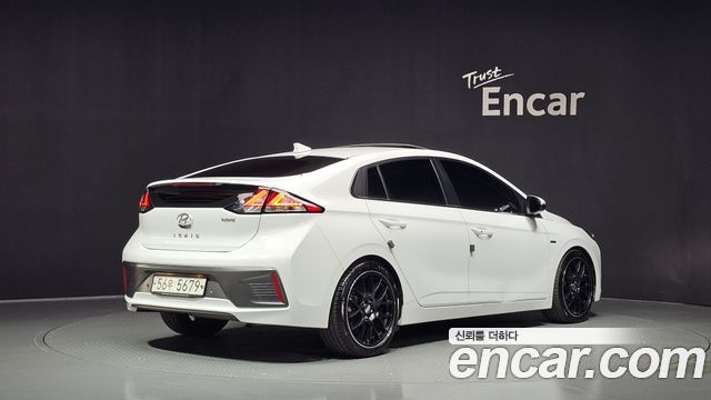 Hyundai Ioniq 2020 — photo 2