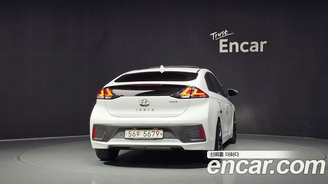 Hyundai Ioniq 2020 — photo 4