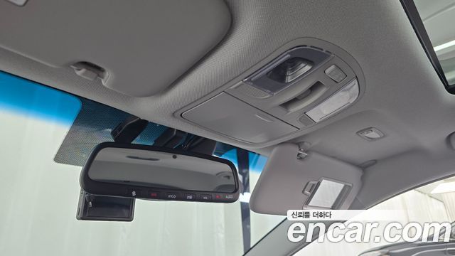 Hyundai Ioniq 2020 — photo 19