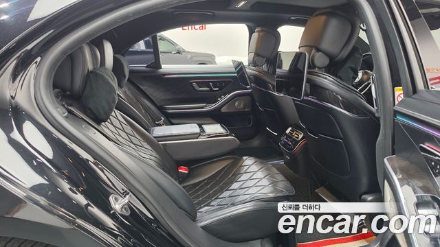 Mercedes-Benz S-Class 2021 — photo 11
