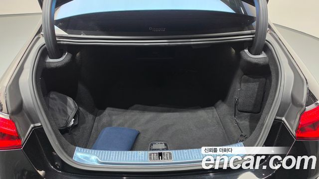 Mercedes-Benz S-Class 2021 — photo 20