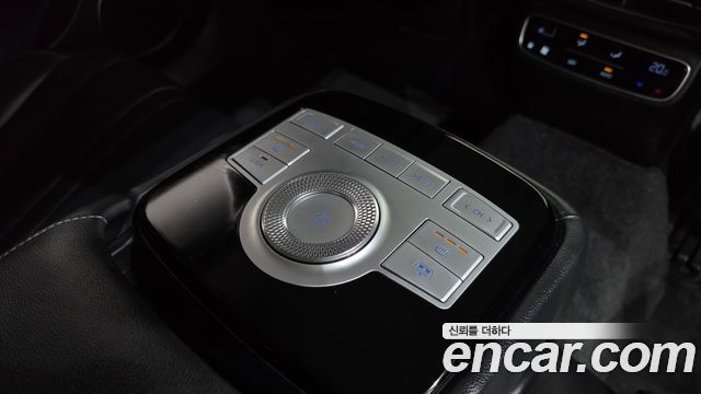 Genesis G80 2021 — photo 24