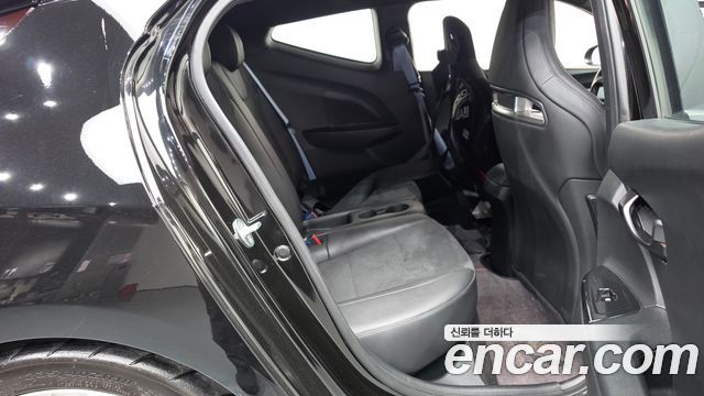 Hyundai Veloster 2022 — photo 17
