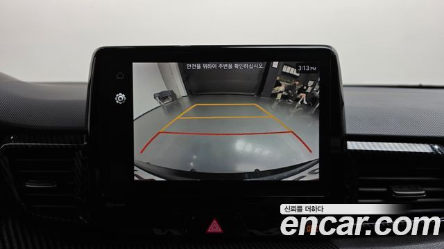 Hyundai Veloster 2022 — photo 20