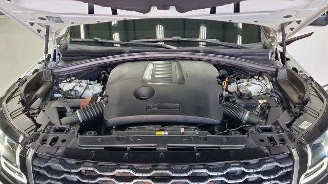 Land Rover Range Rover Velar 2021 — photo 6
