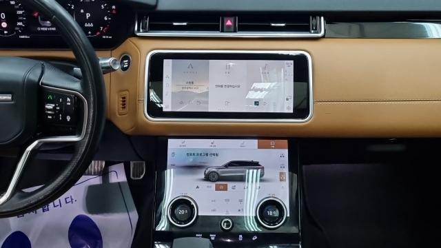 Land Rover Range Rover Velar 2021 — photo 10