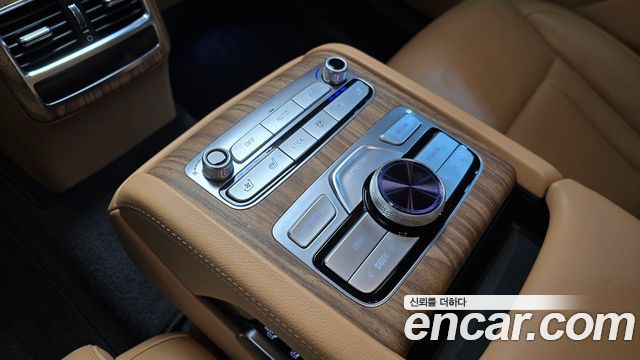 Kia K9 2022 — photo 22