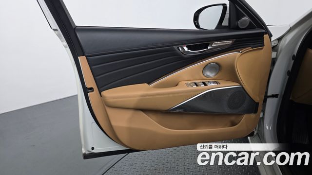 Kia K9 2022 — photo 14