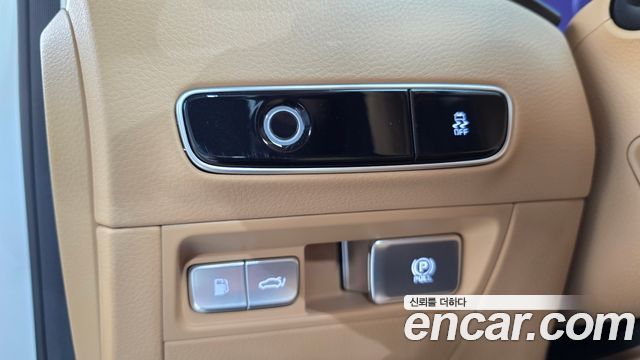 Kia K9 2022 — photo 28