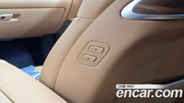 Kia K9 2022 — photo 39