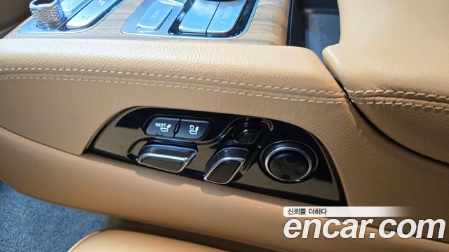 Kia K9 2022 — photo 40