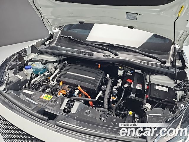 Peugeot 2008 2023 — photo 6