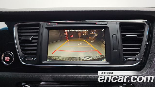 Kia Canival 2016 — photo 15