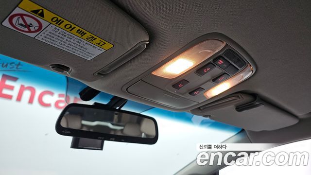 Kia Canival 2016 — photo 16