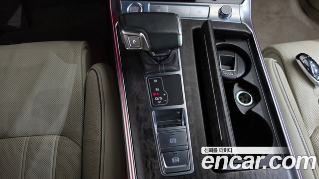 Audi A7 2020 — photo 12