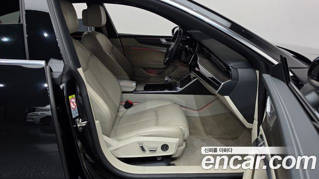 Audi A7 2020 — photo 16