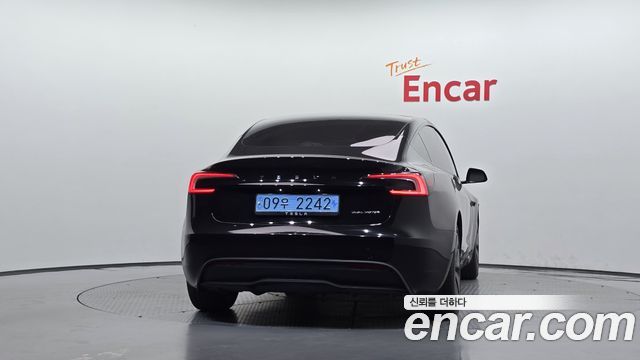 Tesla Model 3 2024 — photo 4
