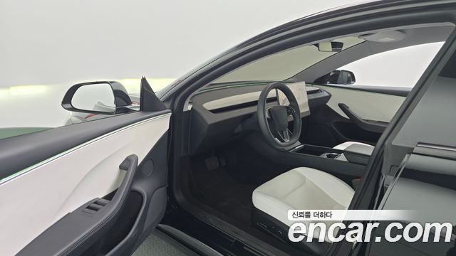 Tesla Model 3 2024 — photo 10
