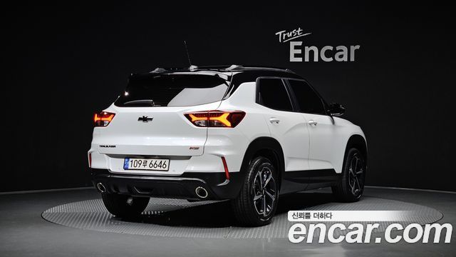 Chevrolet Korea Trailblazer 2023 — photo 2
