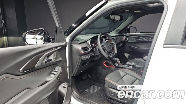 Chevrolet Korea Trailblazer 2023 — photo 13