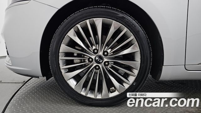 Kia K7 2016 — photo 5