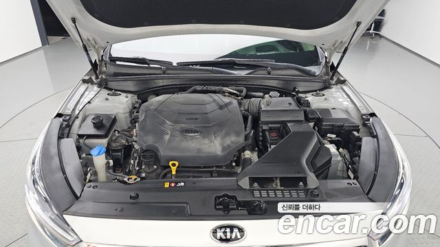 Kia K7 2016 — photo 6